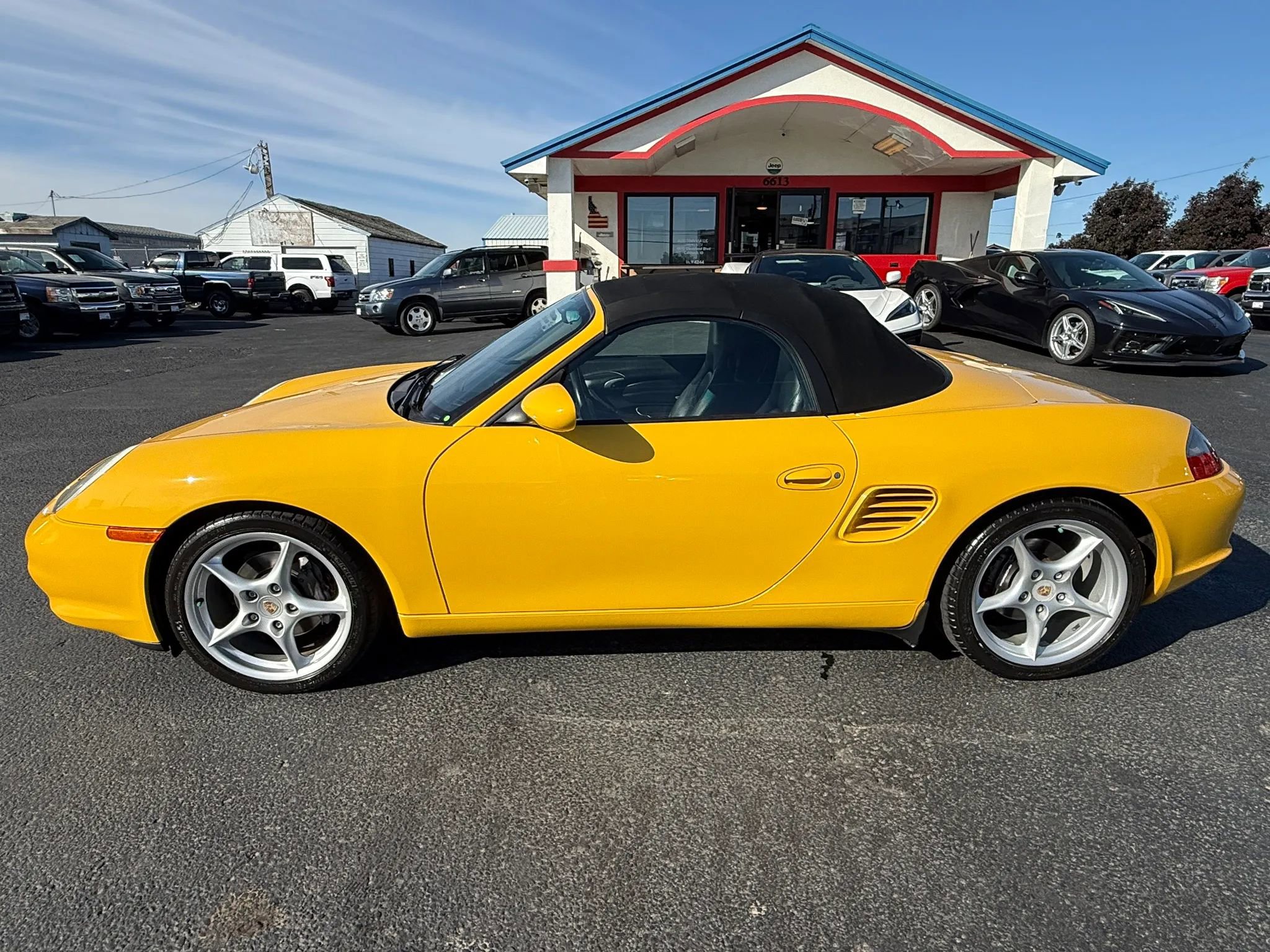 Used 2003 Porsche Boxster RWD image 2