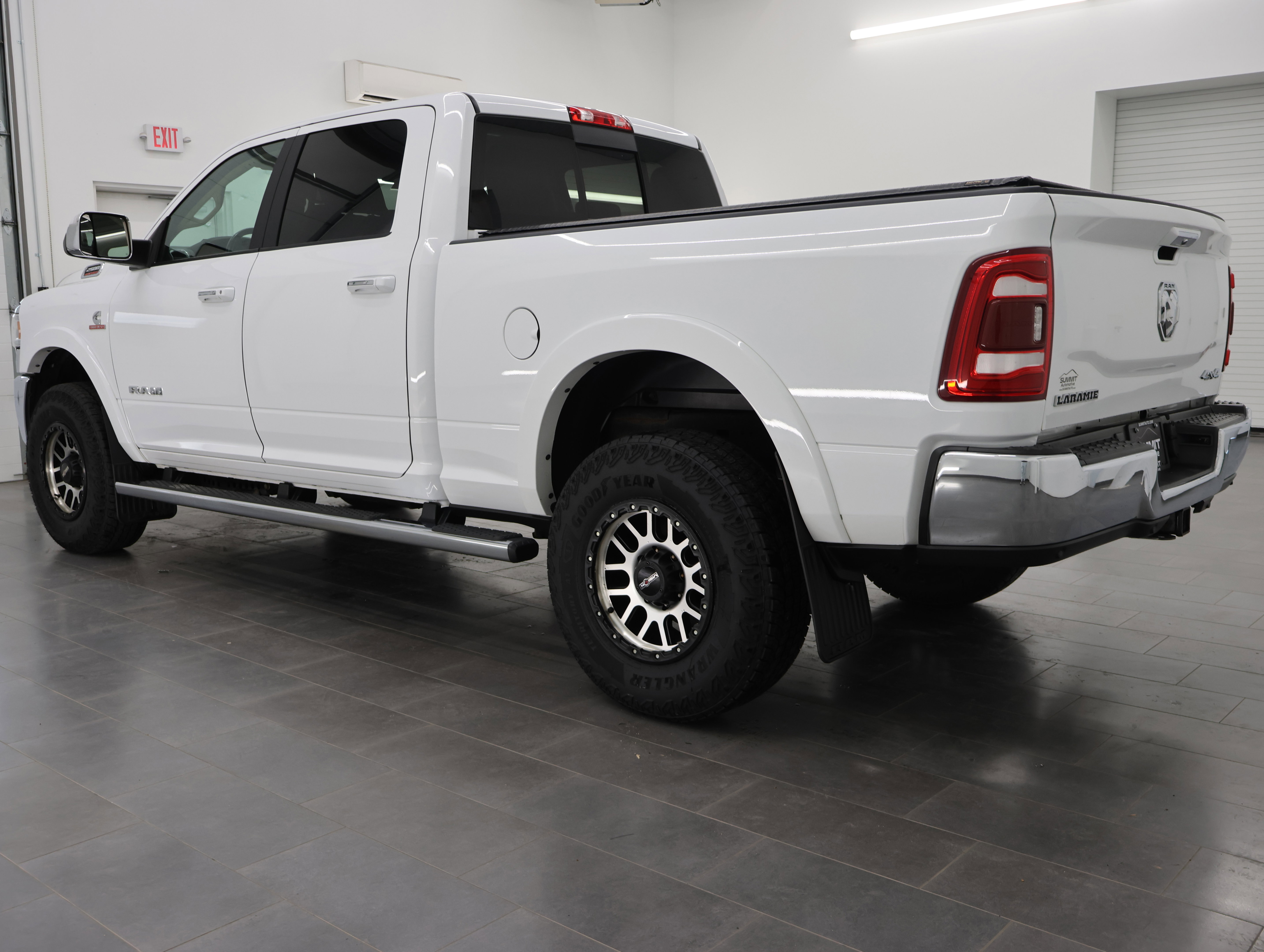 Used 2021 RAM 2500 Laramie AWD/4WD image 6