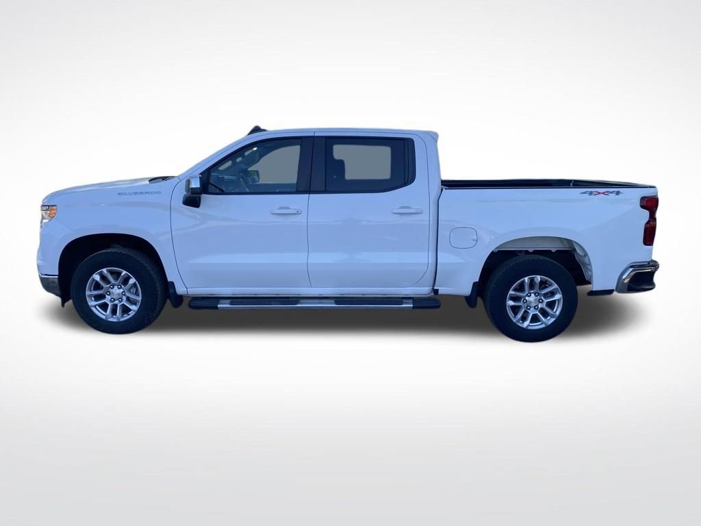 Used 2023 Chevrolet Silverado 1500 LT AWD/4WD image 3