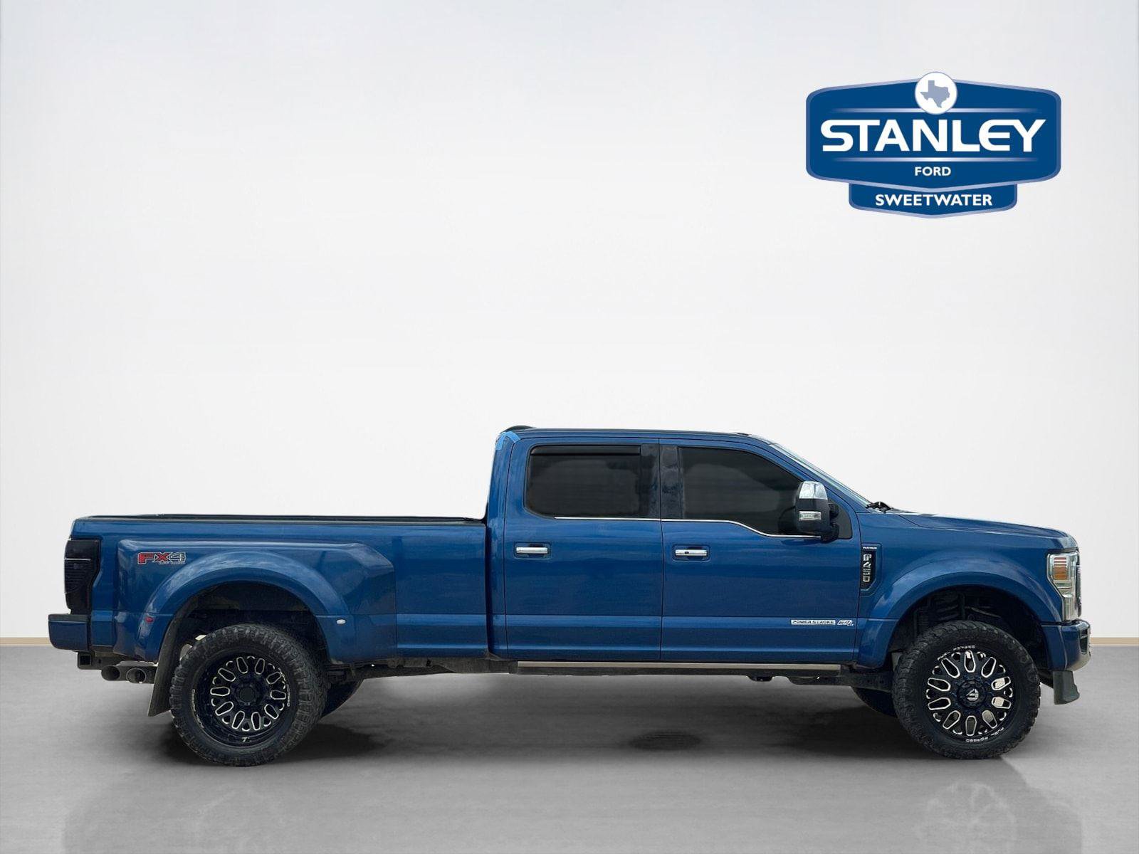 Used 2022 Ford F450 Platinum w/ FX4 Off-Road Package AWD/4WD image 12