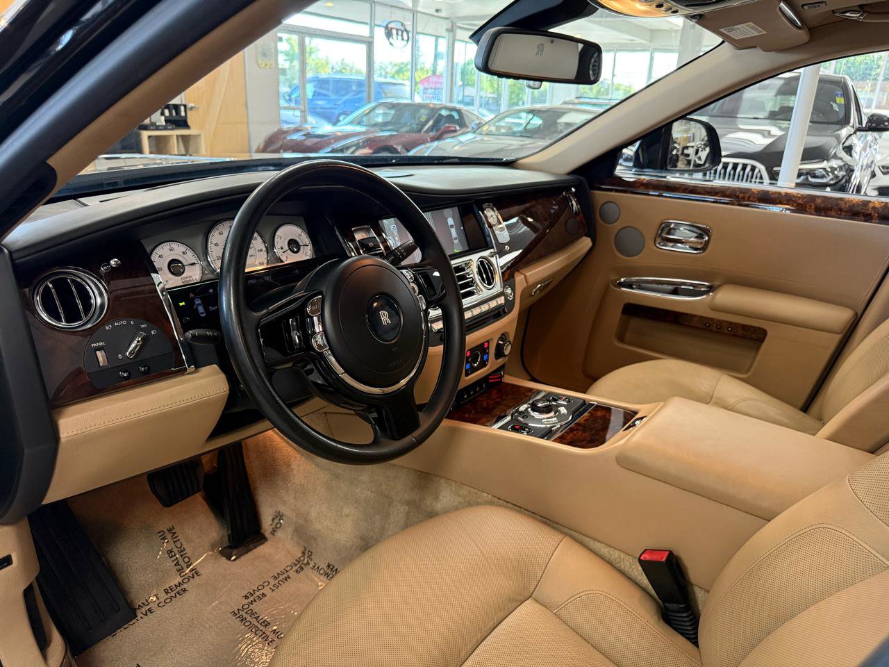 Used 2013 Rolls-Royce Ghost image 10