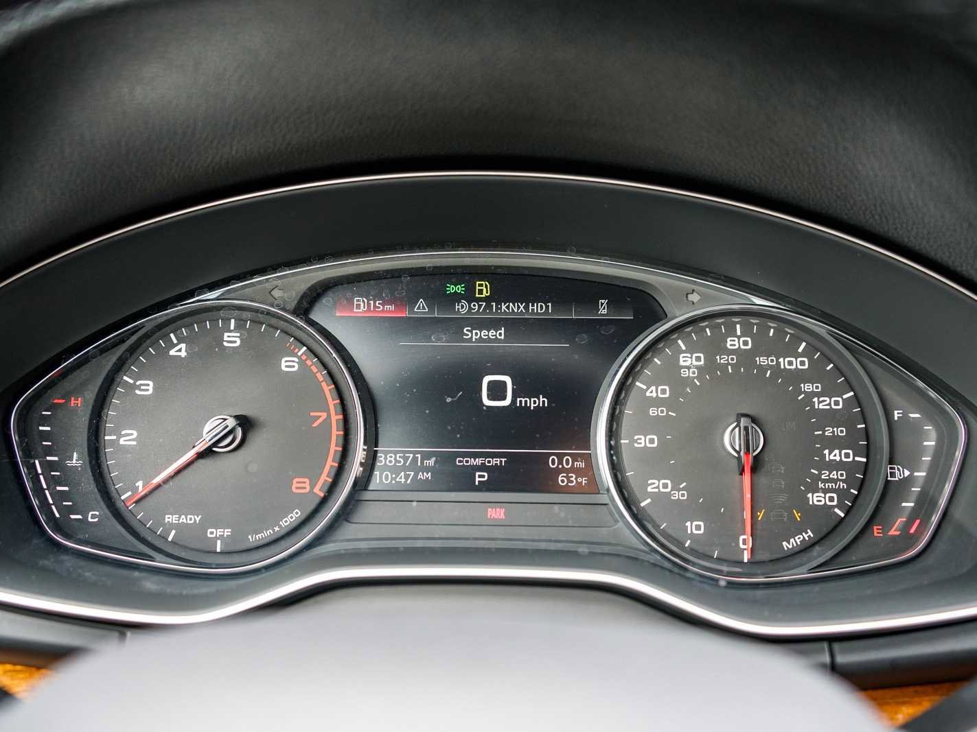 Used 2023 Audi Q5 2.0T Premium w/ Convenience Package image 23