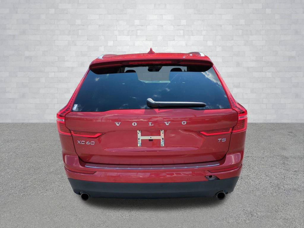 Used 2019 Volvo XC60 T5 Momentum w/ Multimedia Package AWD/4WD image 6