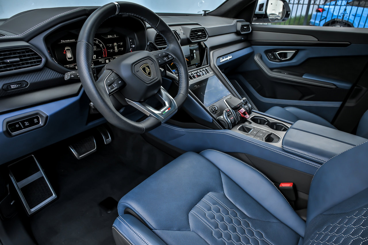 Used 2024 Lamborghini Urus S AWD/4WD image 26