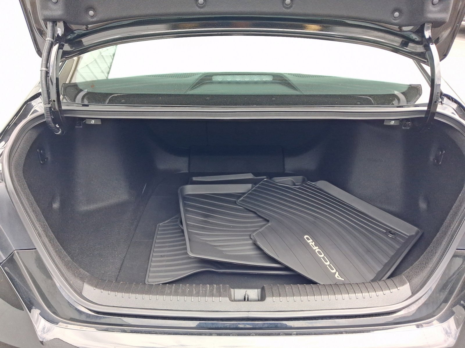 Used 2023 Honda Accord EX image 24