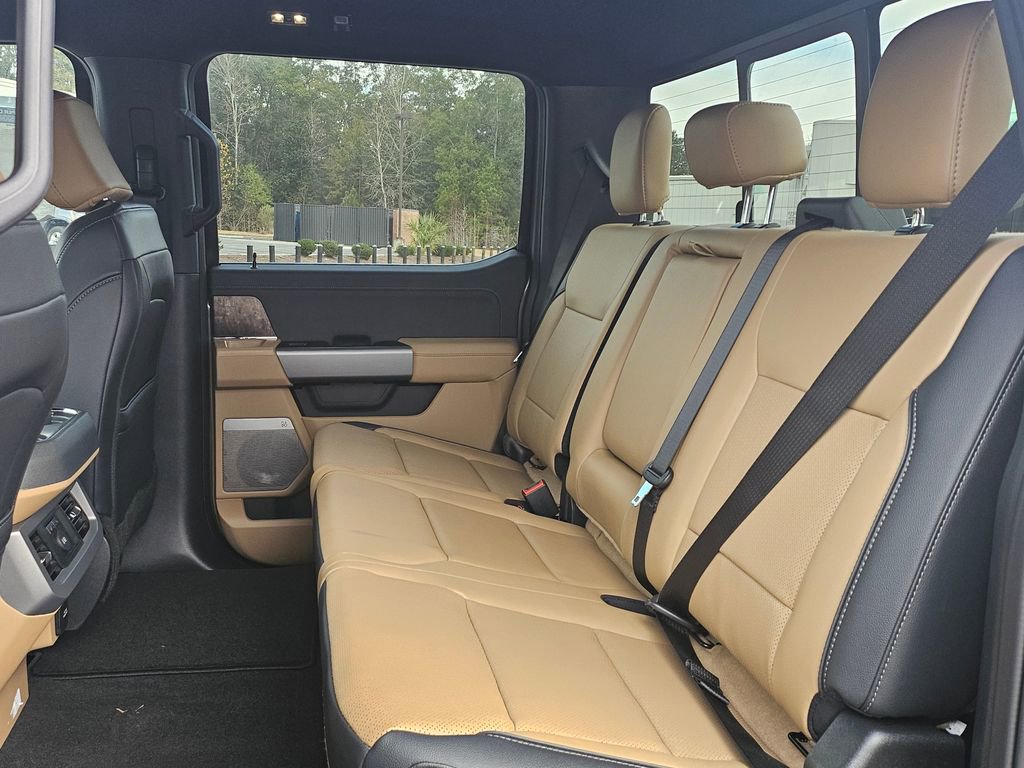 New 2026 Ford F250 Lariat w/ Chrome Package image 5