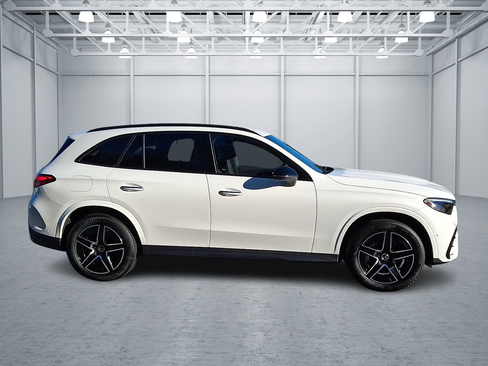 Certified 2025 Mercedes-Benz GLC 300 4MATIC image 7