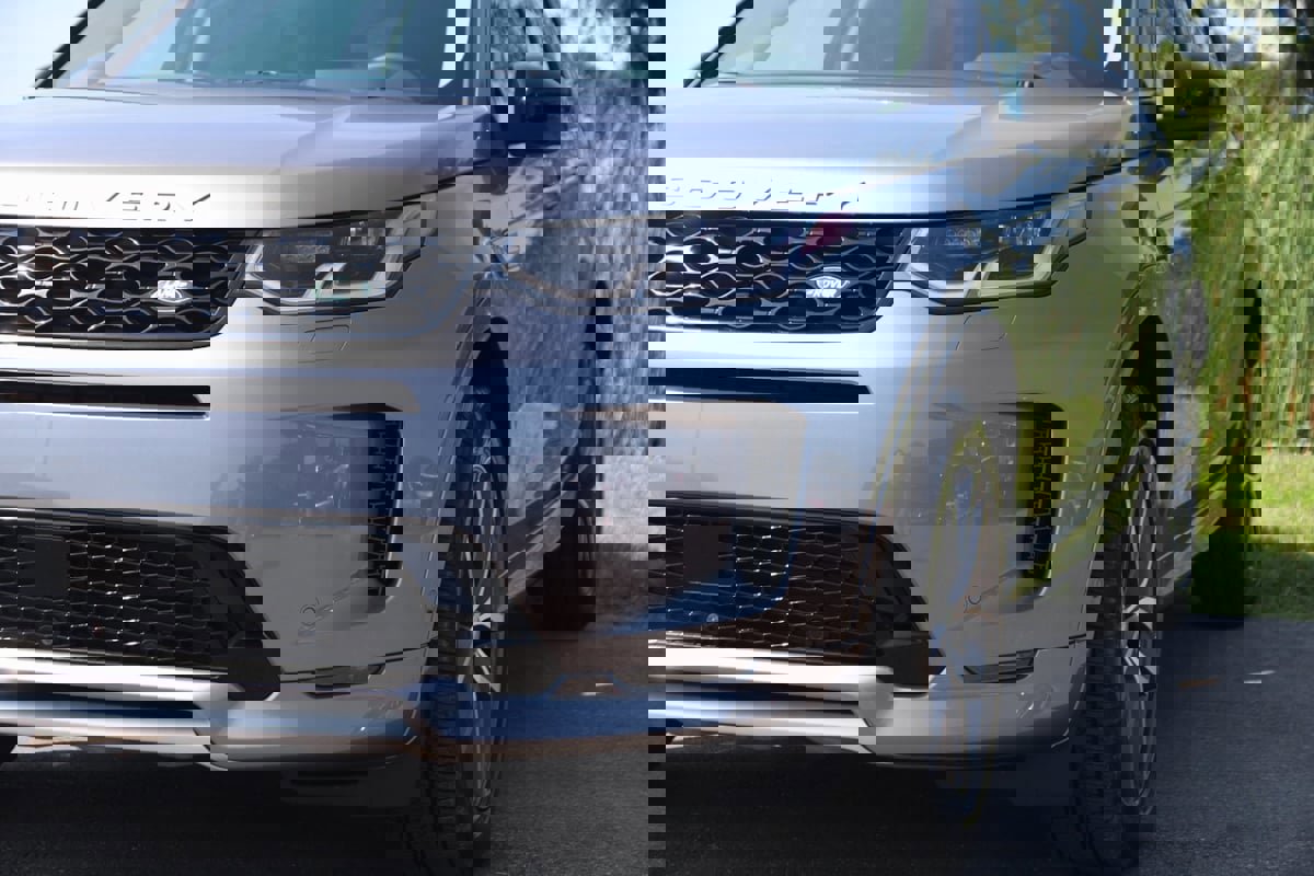 Used 2024 Land Rover Discovery Sport S image 74