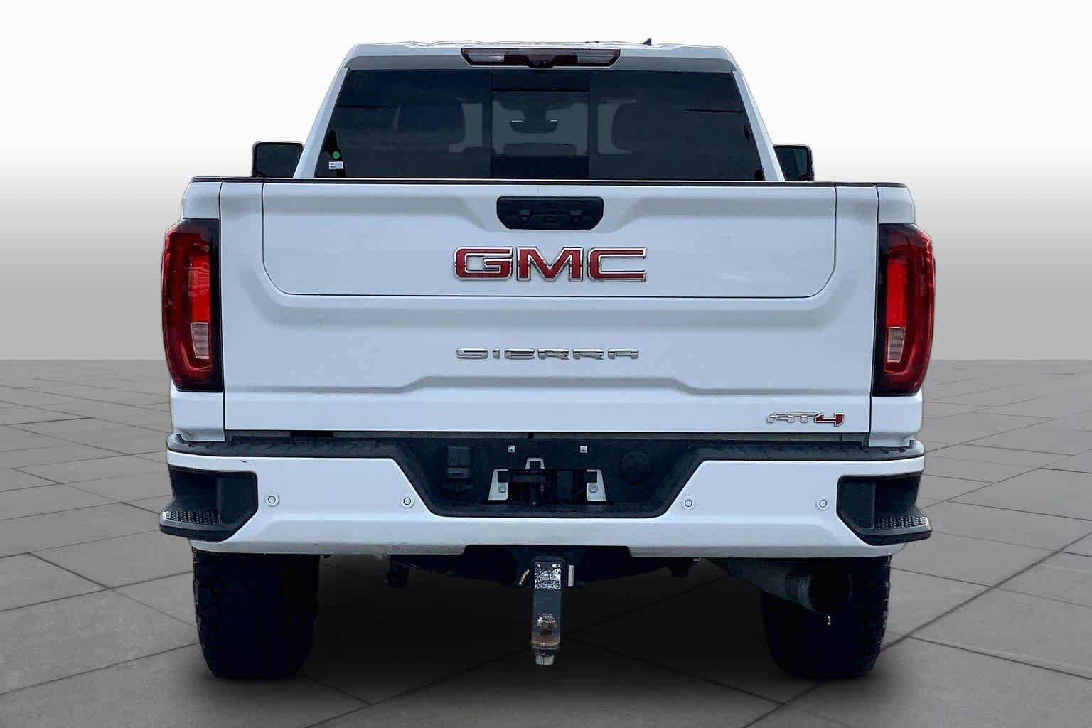 Used 2023 GMC Sierra 2500 AT4 w/ AT4 Premium Plus Package AWD/4WD image 5