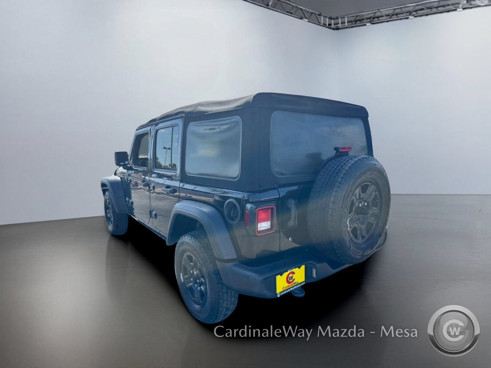 Used 2018 Jeep Wrangler Unlimited Sport S AWD/4WD image 6