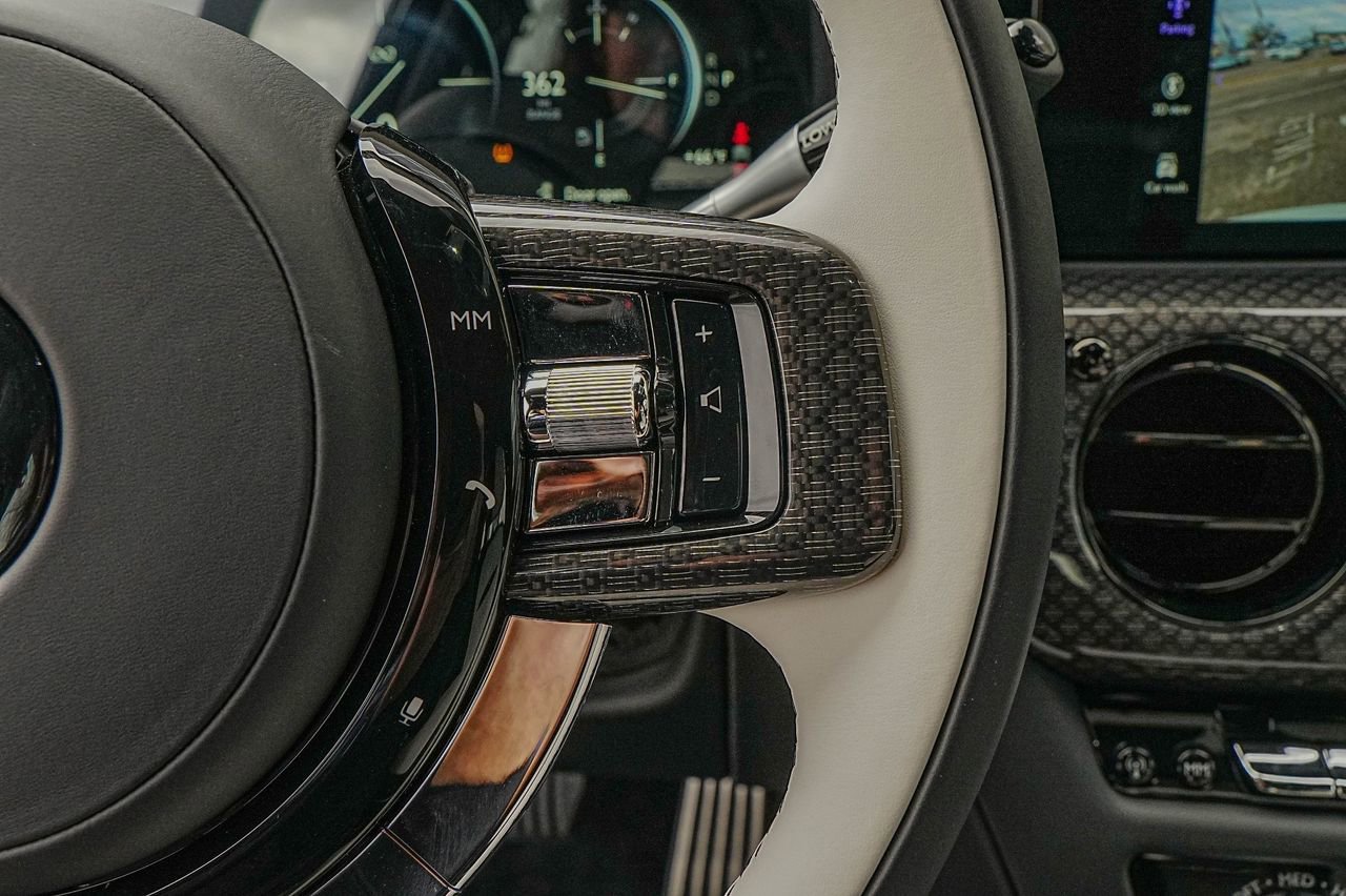 New 2025 Rolls-Royce Ghost Black Badge image 24