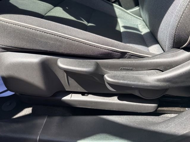 Used 2025 Chevrolet TrailBlazer LT AWD/4WD image 12
