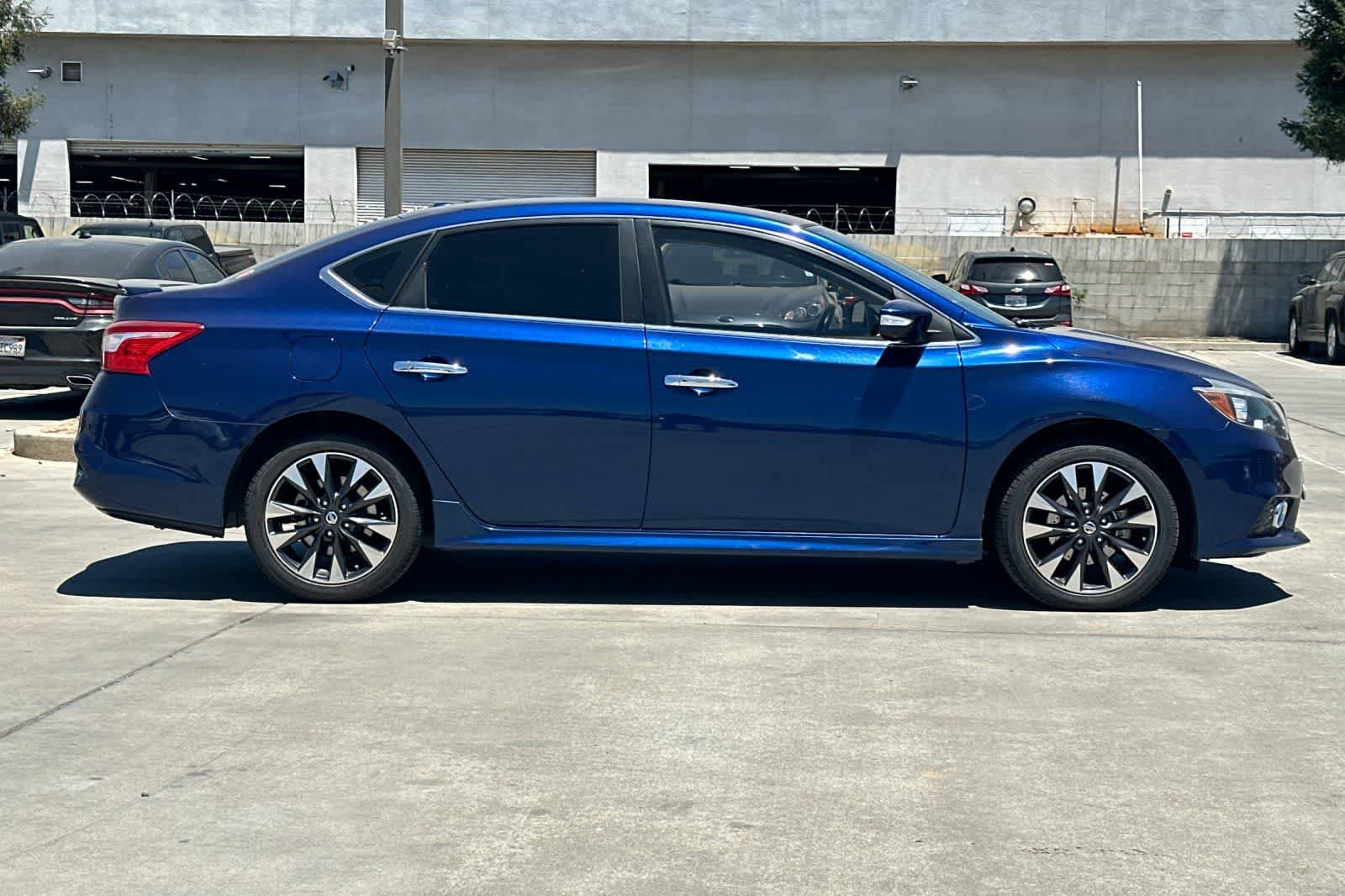 Used 2016 Nissan Sentra SR FWD image 9