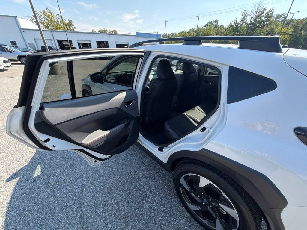 Used 2025 Subaru Crosstrek 2.5i Limited w/ Crosstrek Mirror Package AWD/4WD image 8