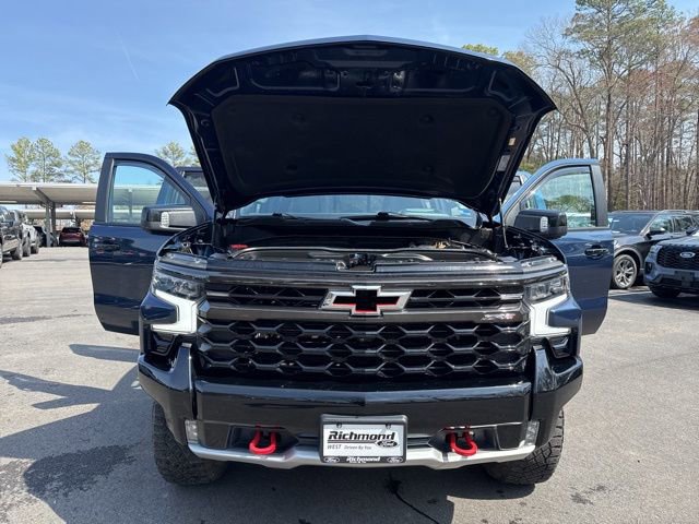 Used 2022 Chevrolet Silverado 1500 ZR2 w/ Technology Package image 26