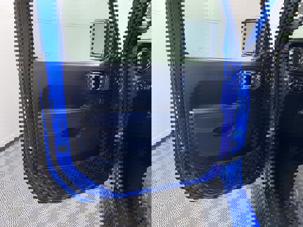 Used 2022 Jeep Wrangler Unlimited Willys image 12