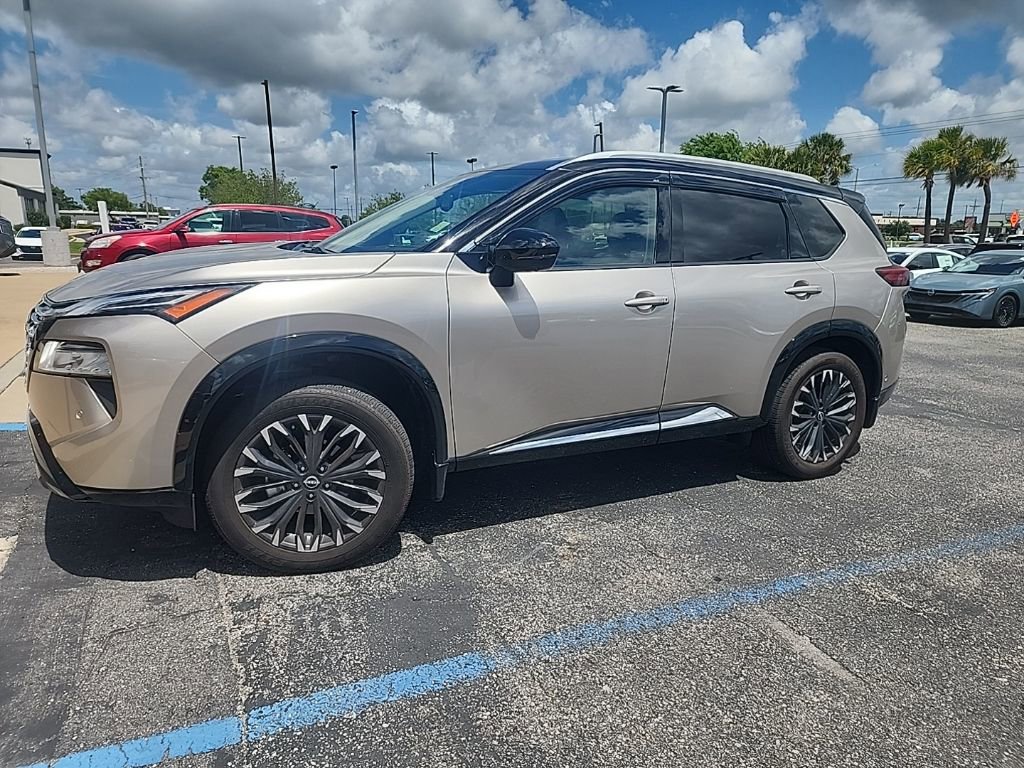 Used 2024 Nissan Rogue Platinum w/ Platinum Premium Package