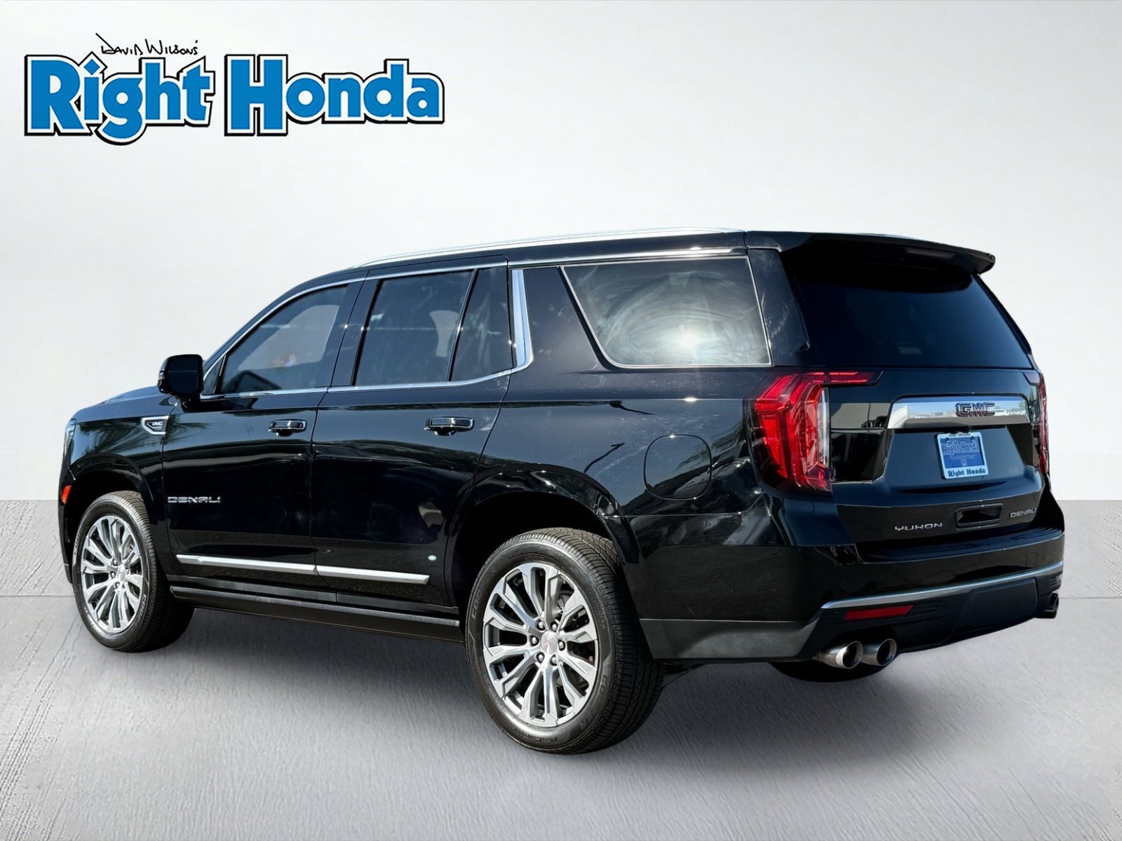 Used 2023 GMC Yukon Denali w/ Max Trailering Package AWD/4WD image 4