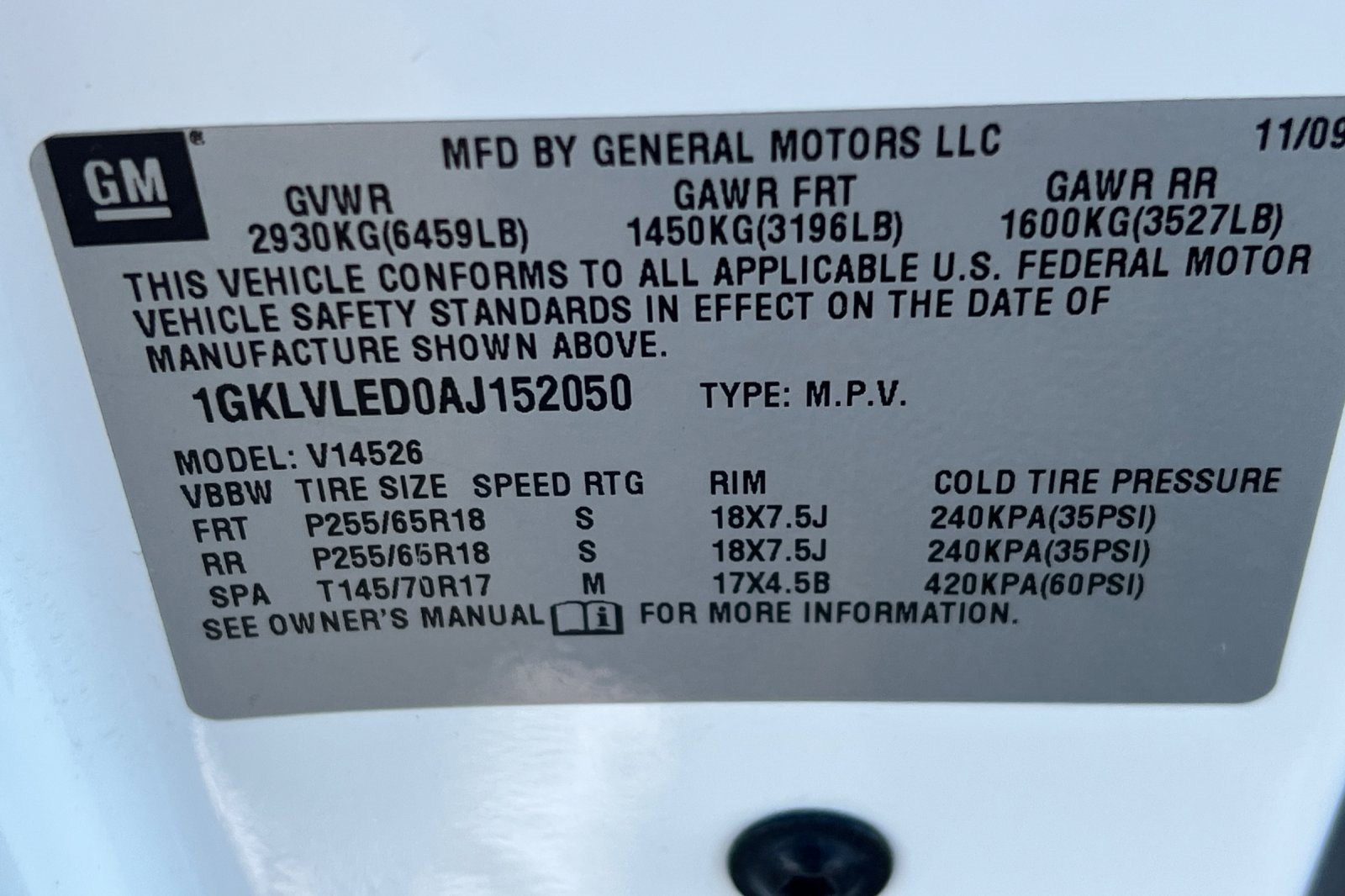 Used 2010 GMC Acadia SLE image 23
