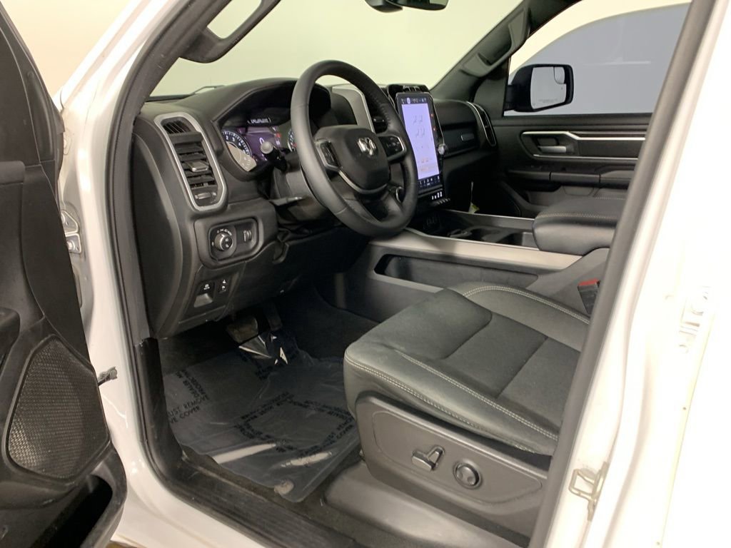 Used 2023 RAM 1500 Big Horn image 30