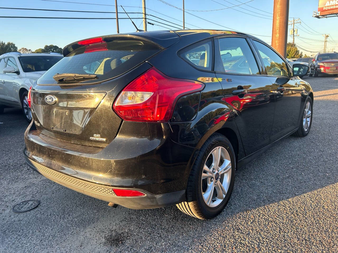 Used 2014 Ford Focus SE image 3