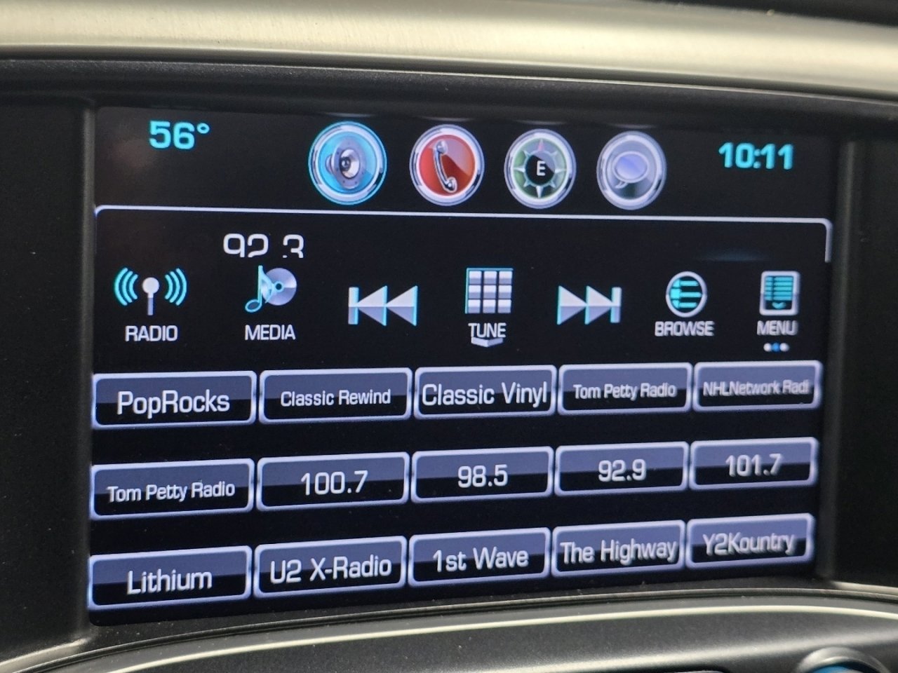 Used 2017 GMC Sierra 1500 SLT w/ SLT Premium Package image 5