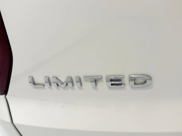 Used 2017 Ford Explorer Limited AWD/4WD image 9