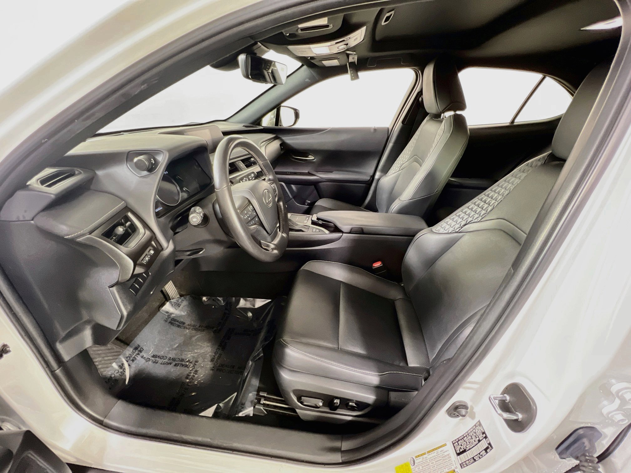 Used 2022 Lexus UX 250h w/ Premium Package AWD/4WD image 20