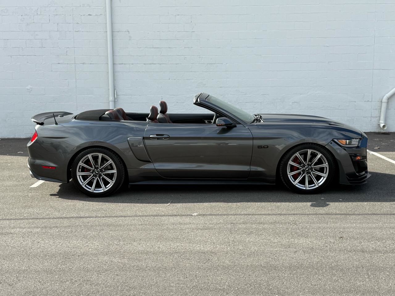 Used 2015 Ford Mustang GT Premium RWD image 11