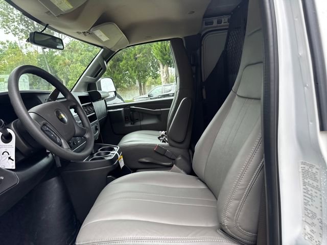 New 2025 Chevrolet Express 2500 Work Van 3D Extended Cargo Van w/ Driver Convenience Package RWD image 22