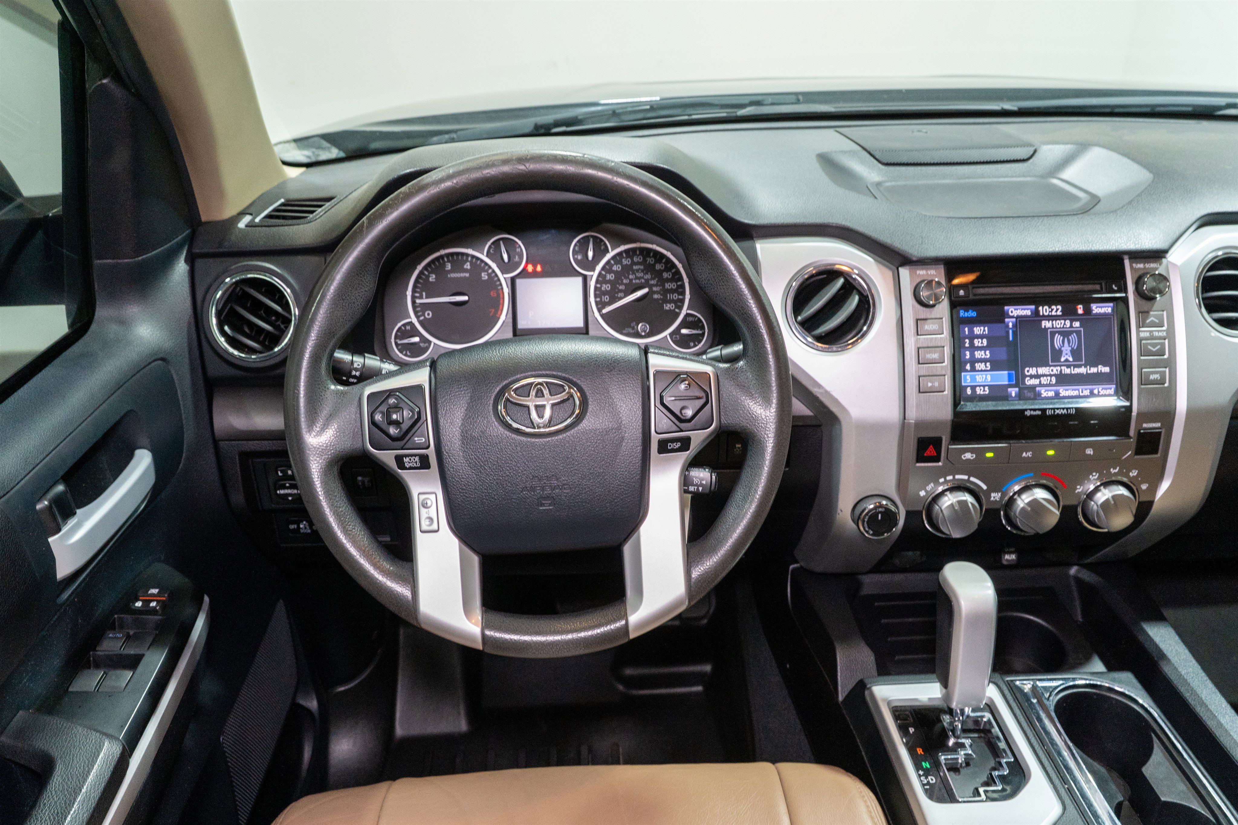 Used 2015 Toyota Tundra SR5 w/ TRD Off Road Package AWD/4WD image 10