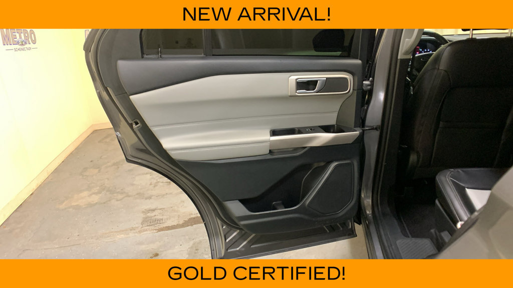 Used 2023 Ford Explorer XLT w/ Equipment Group 202A AWD/4WD image 24