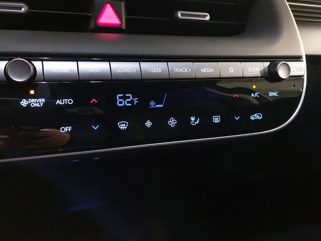 New 2025 Hyundai Ioniq 5 SE AWD/4WD image 21