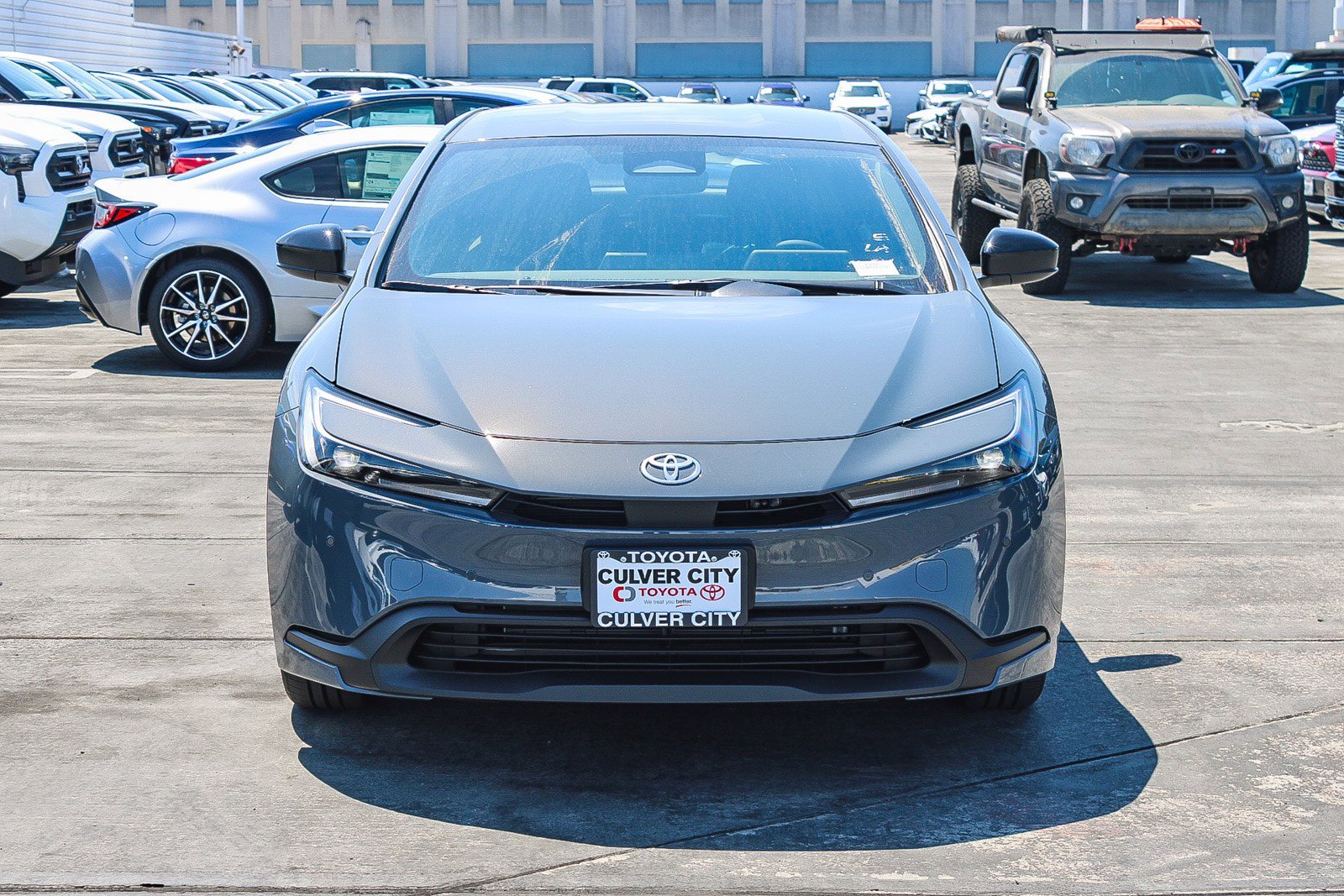 New 2026 Toyota Prius LE FWD image 2