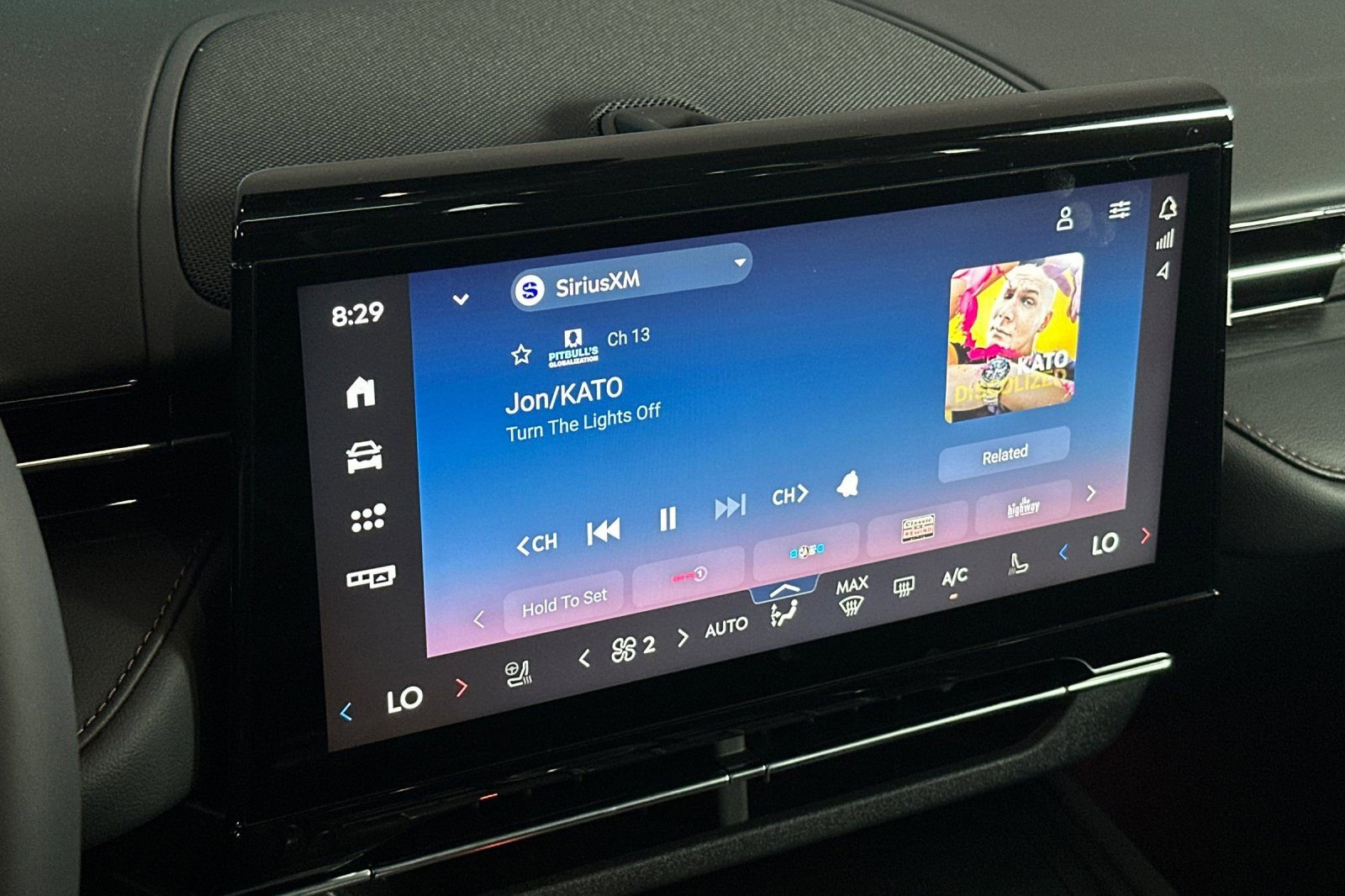 New 2026 Lincoln Nautilus Reserve w/ Jet Appearance Package image 17