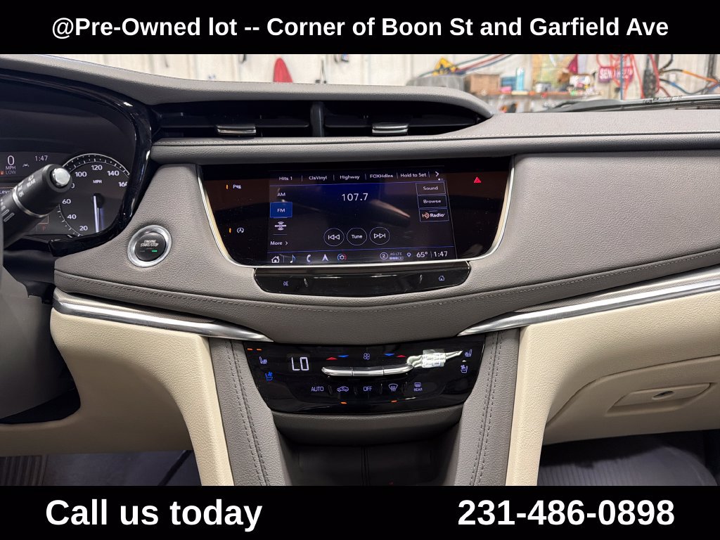 Used 2022 Cadillac XT5 Premium Luxury w/ LPO, Floor Liner Package AWD/4WD image 19