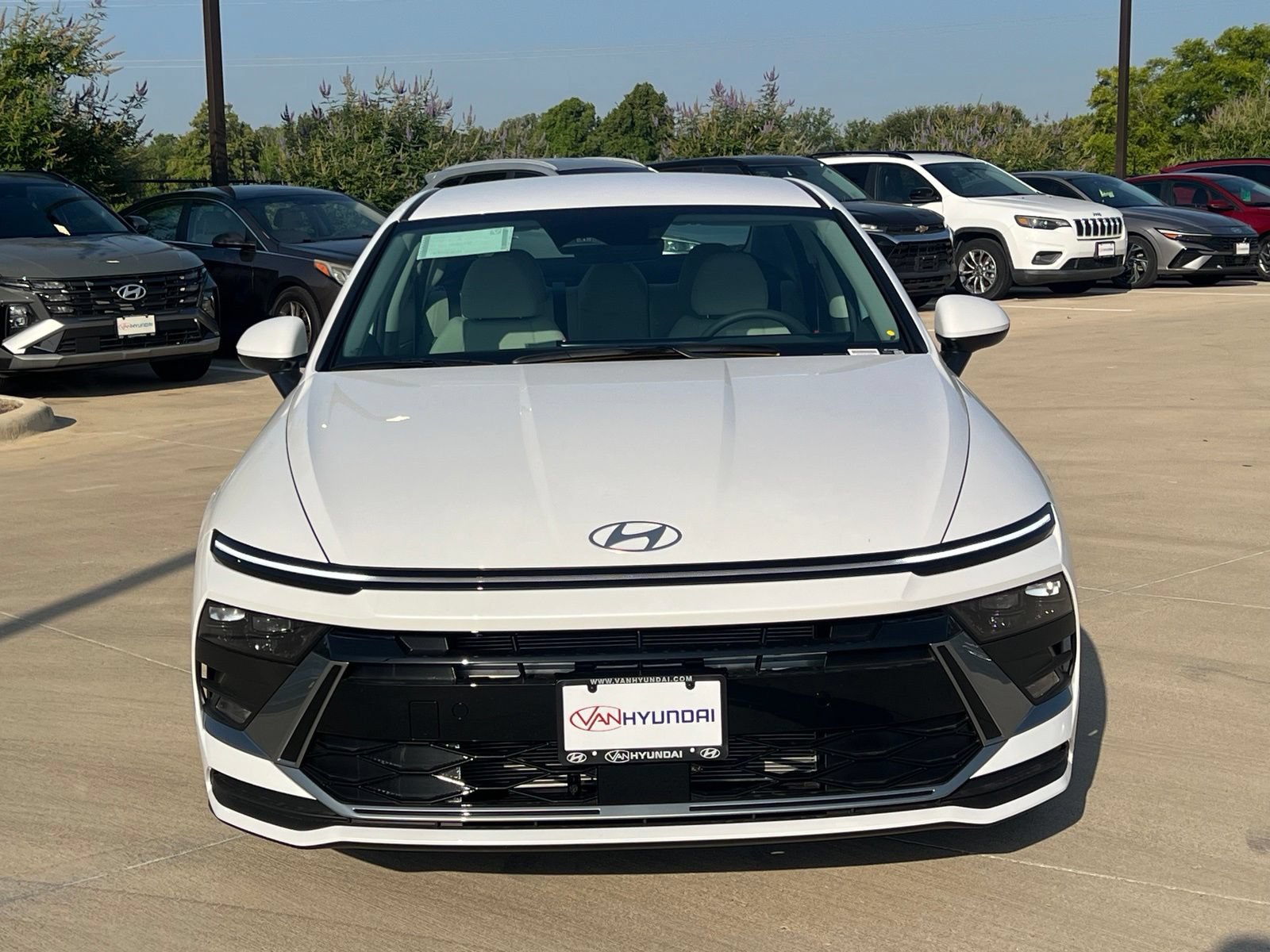 New 2026 Hyundai Sonata SE FWD image 2