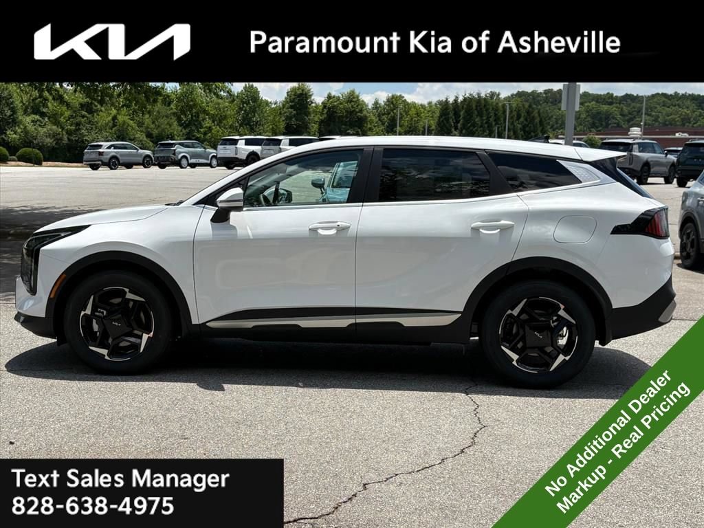 New 2026 Kia Sportage EX FWD image 3