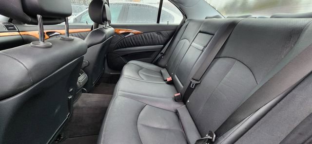 Used 2006 Mercedes-Benz E 350 Sedan image 10