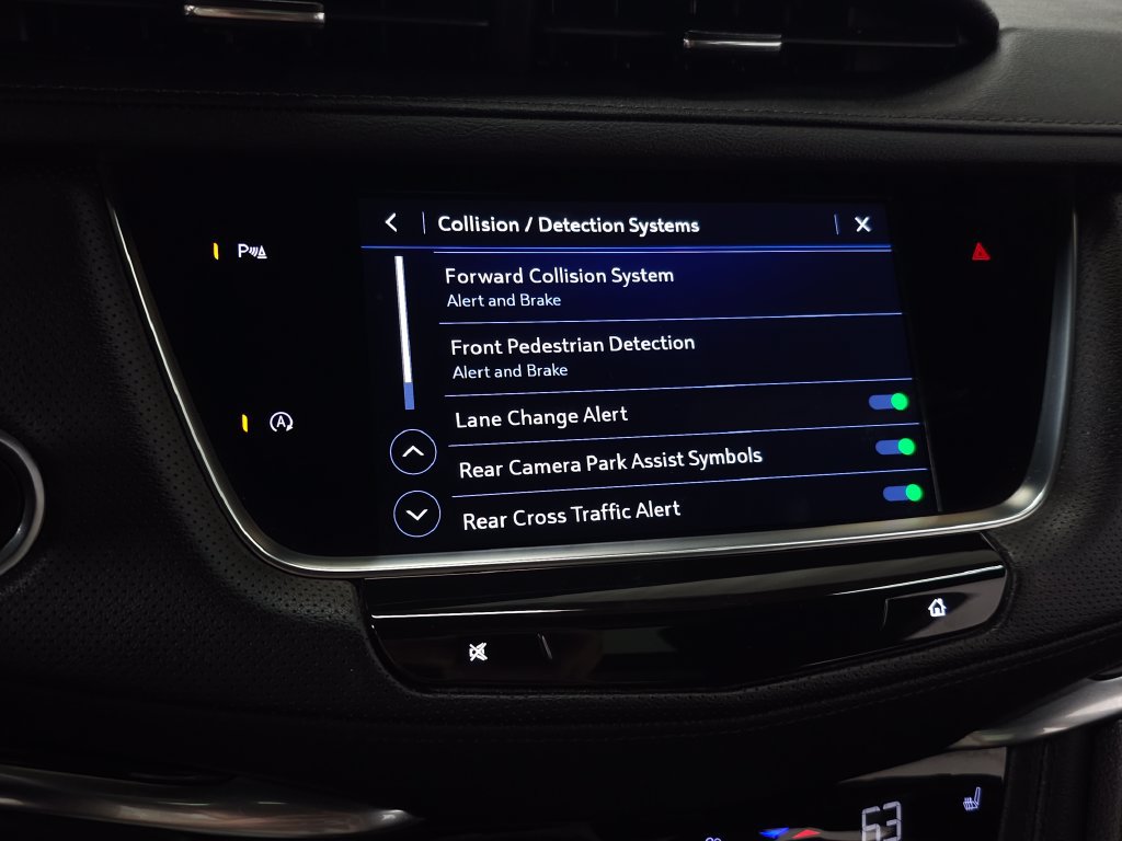 Certified 2023 Cadillac XT5 Premium Luxury AWD/4WD image 30