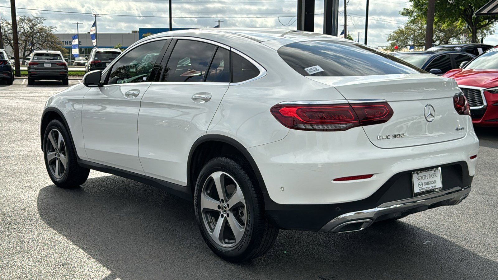 Used 2023 Mercedes-Benz GLC 300 4MATIC Coupe image 6