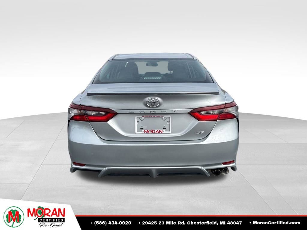 Used 2024 Toyota Camry SE FWD image 5