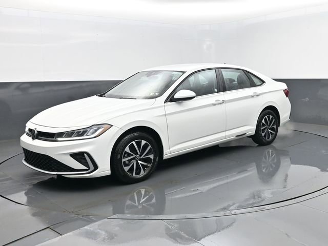 Used 2025 Volkswagen Jetta S FWD image 2