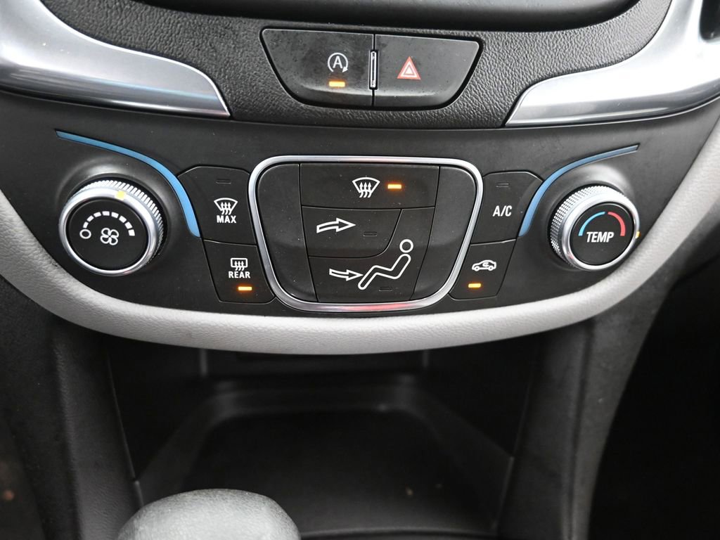 Used 2022 Chevrolet Equinox LT FWD image 16