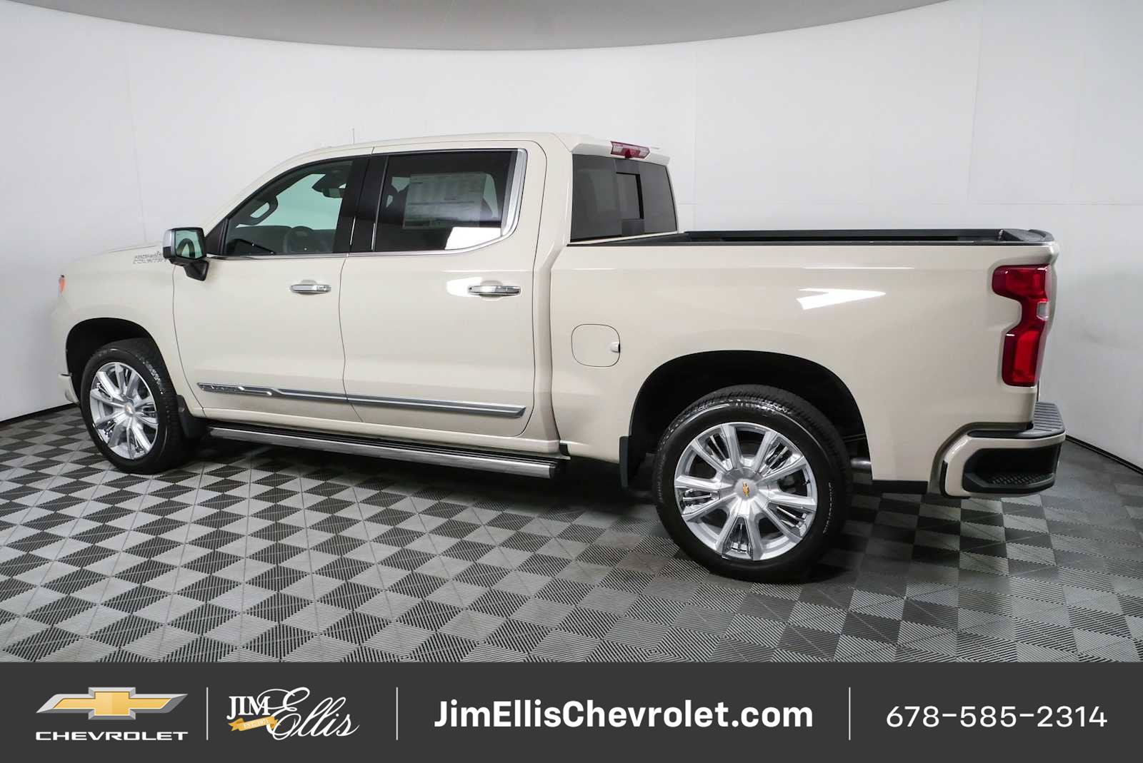 New 2026 Chevrolet Silverado 1500 High Country AWD/4WD image 32