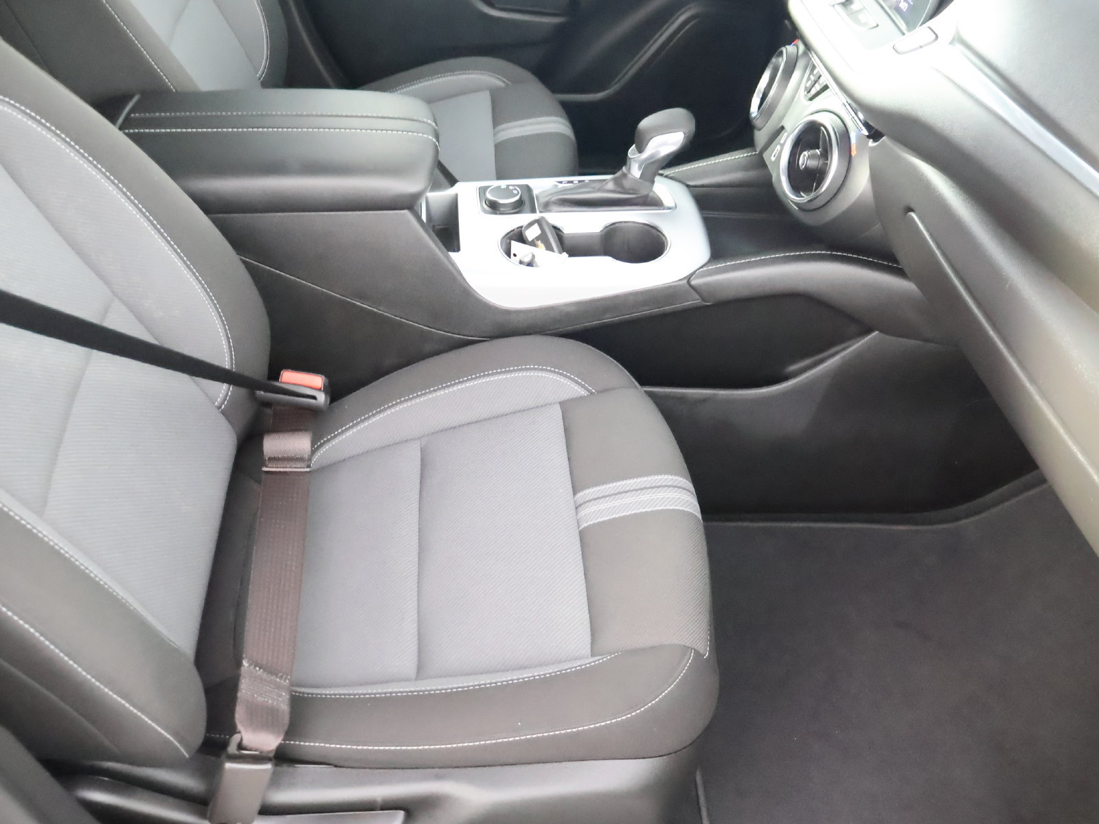 Used 2026 Chevrolet Blazer LT FWD image 52