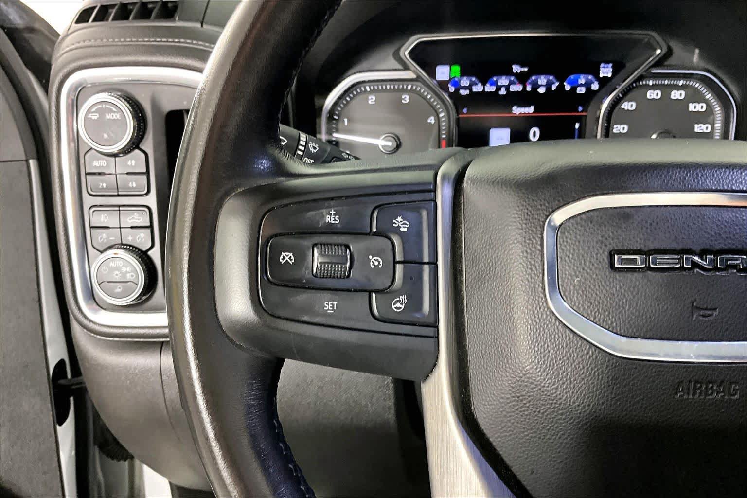 Used 2023 GMC Sierra 2500 Denali w/ Denali Ultimate Package AWD/4WD image 22