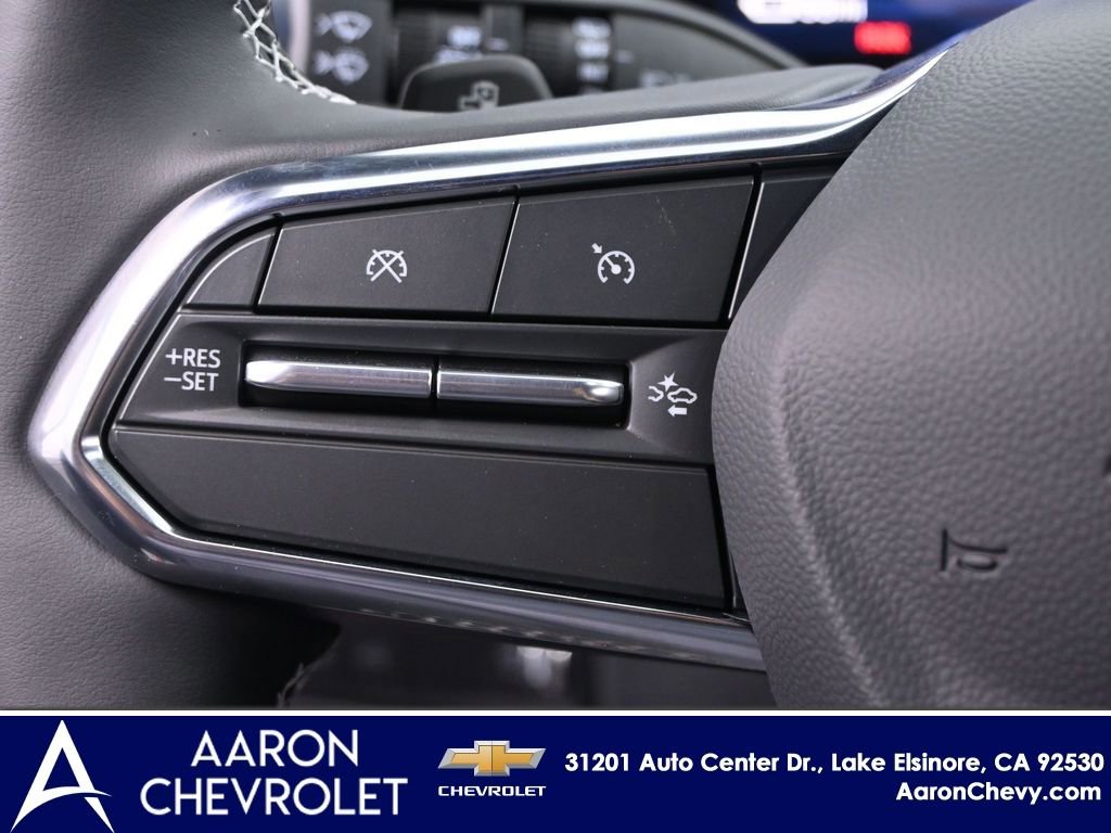 New 2026 Chevrolet Equinox EV LT w/ LPO, Blackout Package image 14