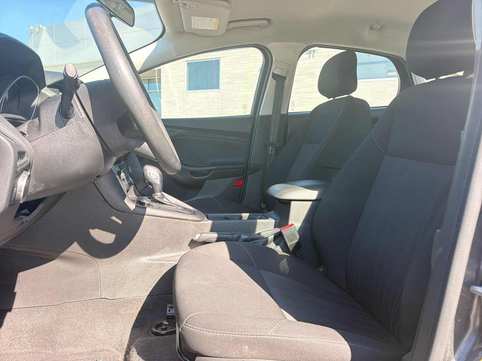 Used 2018 Ford Focus SE FWD image 13
