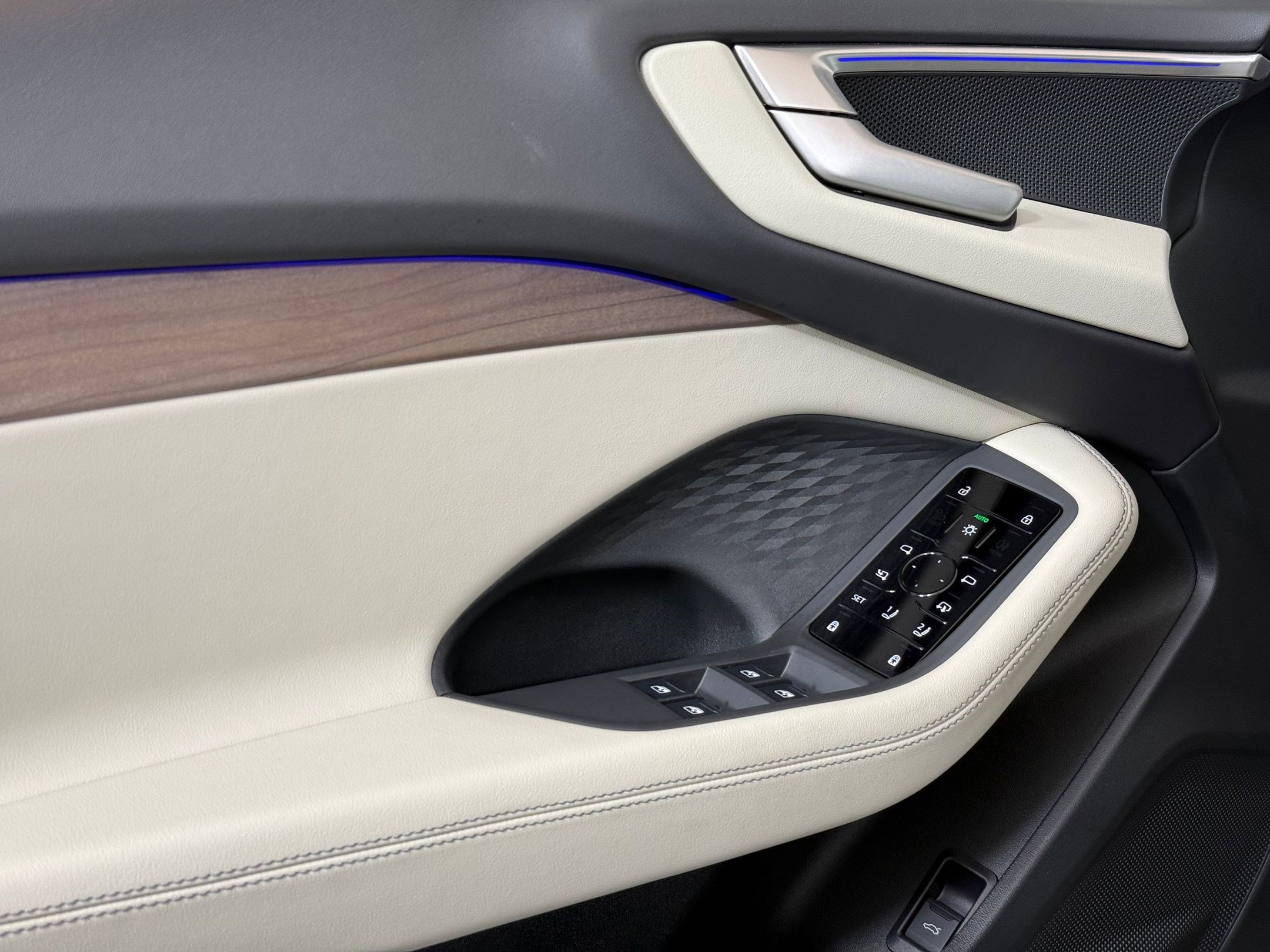 Certified 2025 Audi A5 2.0T Premium w/ Convenience Package image 14